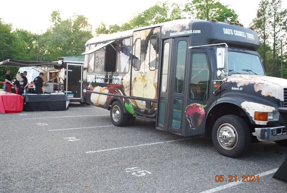 Dad's Cannoli Truck family photo